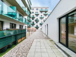 Pronájem bytu 2+kk, Plzeň, Poděbradova, 47 m2