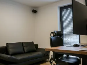 Prodej bytu 3+kk, Praha - Smíchov, U dvou srpů, 89 m2