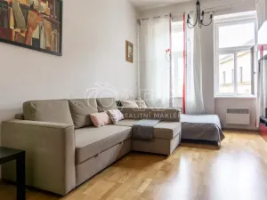 Pronájem bytu 1+1, Praha - Žižkov, Táboritská, 31 m2