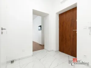 Pronájem bytu 2+kk, Opava - Předměstí, Sadová, 41 m2