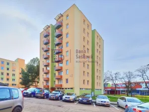 Pronájem bytu 4+1, Jindřichův Hradec - Jindřichův Hradec V, Kosmonautů, 87 m2