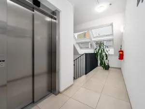 Pronájem bytu 3+kk, Praha - Michle, Michelská, 100 m2