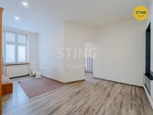 Prodej bytu 3+1, Opava, Komenského, 69 m2