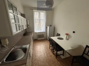 Prodej bytu 3+1, Ostrava - Přívoz, Orebitská, 90 m2