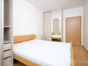 Pronájem bytu 2+kk, Praha - Uhříněves, Václava Trojana, 45 m2