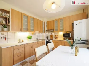 Prodej rodinného domu, Libiš, B. Němcové, 150 m2