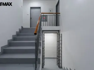 Pronájem bytu 2+kk, Litvínov - Horní Litvínov, Ladova, 58 m2