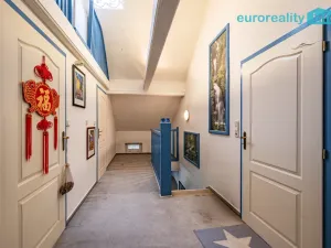 Prodej rodinného domu, Lesná - Háje, 178 m2