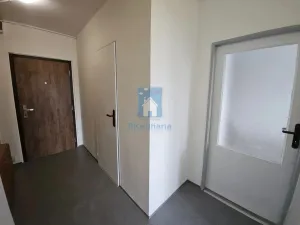 Pronájem bytu 2+kk, Praha, Letovská, 45 m2