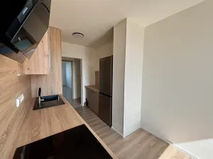 Pronájem bytu 3+1, Praha - Troja, Krynická, 72 m2