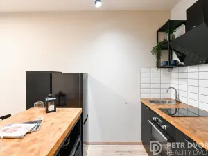 Prodej bytu 2+kk, Praha - Strašnice, Počernická, 40 m2