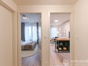 Prodej bytu 2+kk, Praha - Strašnice, Počernická, 40 m2