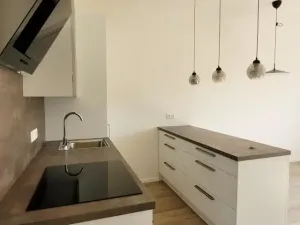 Pronájem bytu 3+kk, Praha - Podolí, Jeremenkova, 53 m2