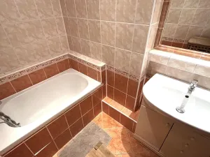 Pronájem bytu 2+kk, Mělník, Sportovní, 42 m2