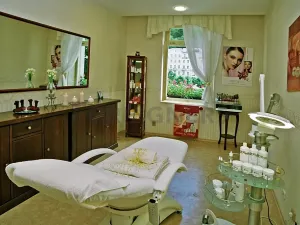 Prodej ubytování, Karlovy Vary, Mariánskolázeňská, 1425 m2