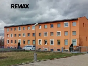 Pronájem bytu 1+kk, Louny, U Zastávky, 34 m2