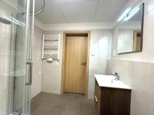 Pronájem bytu 1+kk, Praha - Strašnice, Strančická, 39 m2