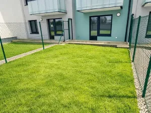 Pronájem bytu 1+kk, Praha - Strašnice, Strančická, 39 m2