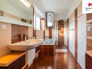 Prodej vícegeneračního domu, Vrcovice, 296 m2