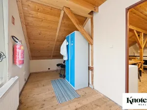 Pronájem výrobních prostor, Račice-Pístovice, 479 m2