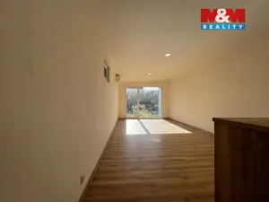 Pronájem bytu 1+kk, Chomutov, Lipská, 38 m2