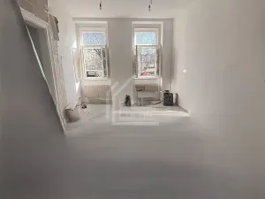 Pronájem obchodního prostoru, Praha - Vinohrady, Korunní, 82 m2