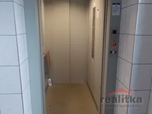 Pronájem bytu 3+kk, Opava - Město, Ostrožná, 110 m2