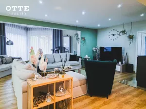 Pronájem rodinného domu, Plzeň, Rozkvetlá, 140 m2