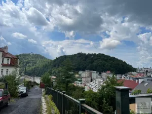 Prodej bytu 2+1, Karlovy Vary, Petřín, 35 m2