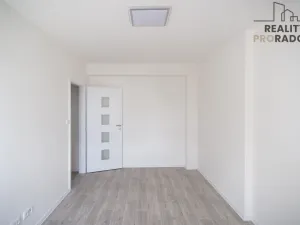 Pronájem bytu 1+kk, Olomouc, Valdenská, 25 m2