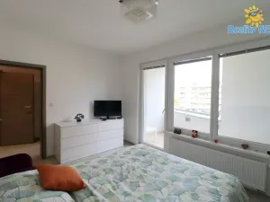 Pronájem bytu 3+kk, Praha - Horní Měcholupy, Mantovská, 94 m2