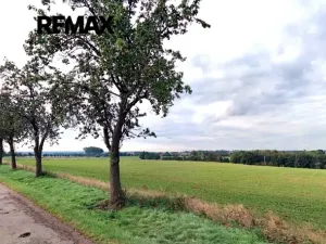 Prodej pole, Úmonín, 22505 m2