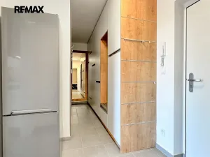 Pronájem bytu 1+kk, Plzeň, V Zahrádkách, 39 m2