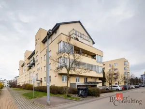 Prodej bytu 3+kk, Praha - Zbraslav, Jiřího Mašína, 82 m2