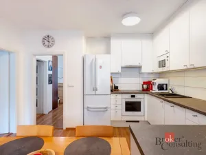 Prodej bytu 3+kk, Praha - Zbraslav, Jiřího Mašína, 82 m2