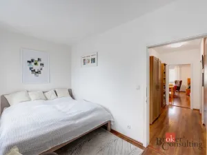 Prodej bytu 3+kk, Praha - Zbraslav, Jiřího Mašína, 82 m2