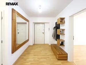 Pronájem bytu 3+kk, Praha - Holešovice, Přístavní, 101 m2