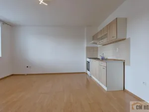 Pronájem bytu 2+kk, Brno - Husovice, Valchařská, 44 m2