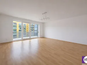 Prodej bytu 2+1, Praha, Na Harfě, 95 m2