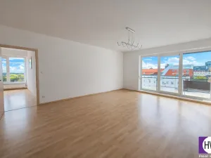 Prodej bytu 2+1, Praha, Na Harfě, 95 m2