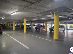 Prodej garážového stání, Praha, Na Harfě, 13 m2