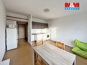 Pronájem bytu 2+kk, Ústí nad Labem - Bukov, Na Kohoutě, 42 m2