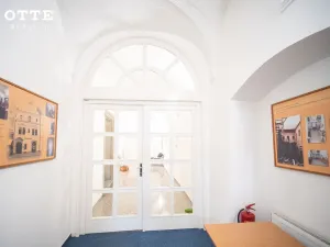 Pronájem kanceláře, Plzeň, náměstí Republiky, 247 m2