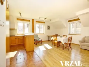 Prodej vícegeneračního domu, Tursko, Ke Statkům, 189 m2