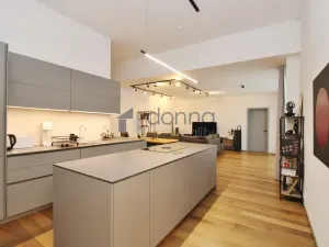 Pronájem bytu 3+kk, Praha, Křižíkova, 105 m2