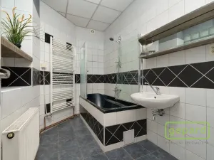 Pronájem bytu 3+1, Karlovy Vary, Sokolovská, 87 m2