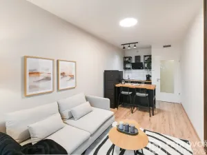 Prodej bytu 2+kk, Praha - Strašnice, Počernická, 40 m2