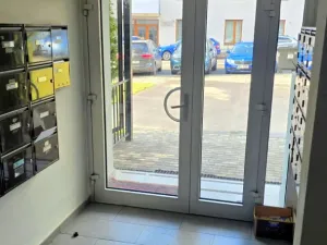 Pronájem bytu 2+kk, Praha - Hostivař, Hostivařská, 41 m2