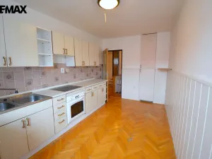 Prodej bytu 4+1, Olomouc, Menšíkova, 163 m2