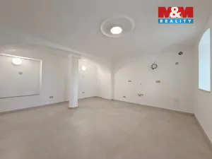 Prodej rodinného domu, Zalužany, 160 m2